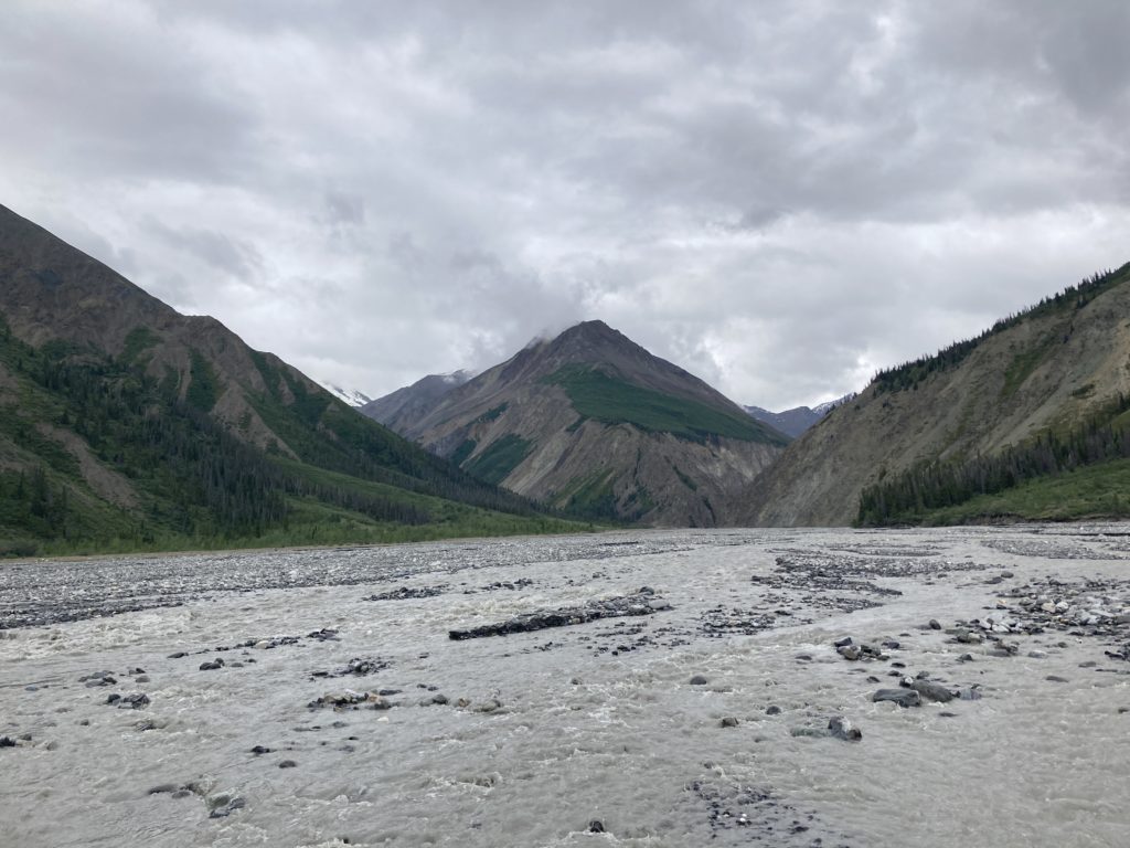 カナダクリーク