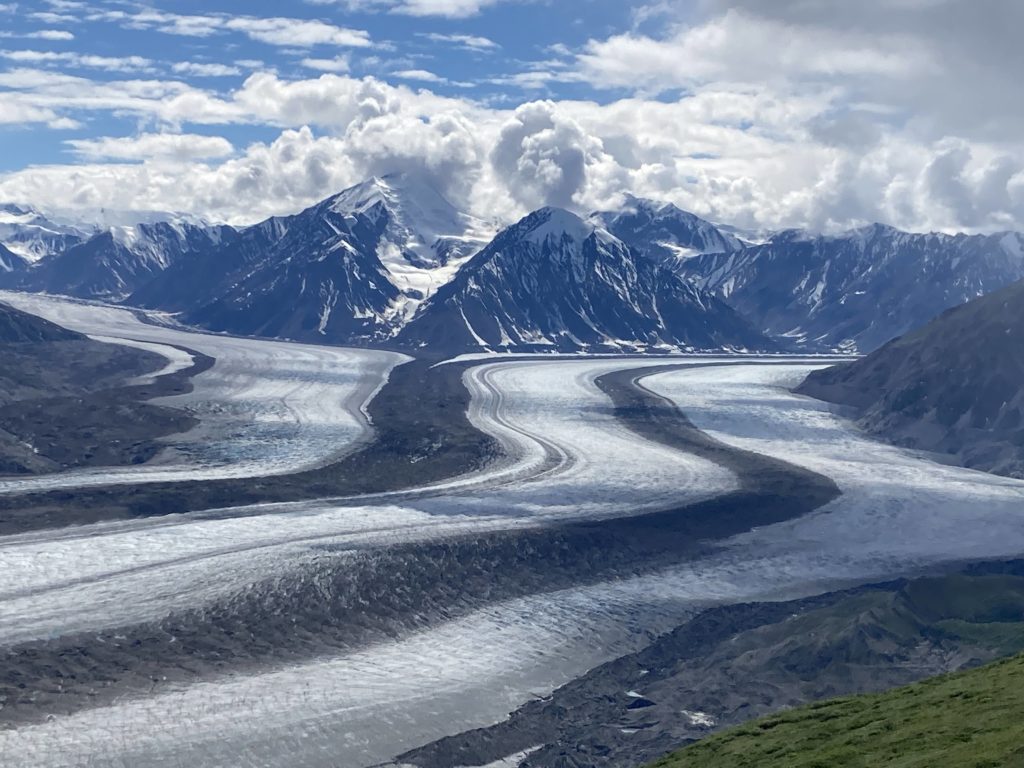 カスカウォルッシュ氷河